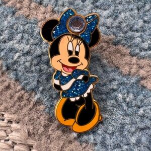 Vintage Disney 2002 Pin Trading Minnie Mouse December Birthstone‎